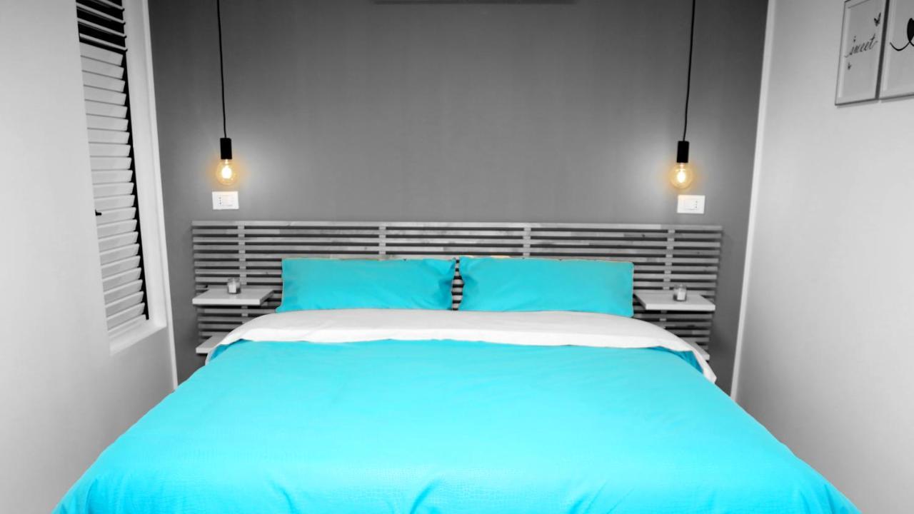 Casa Viscardi Apartment เนเปิลส์ ภายนอก รูปภาพ