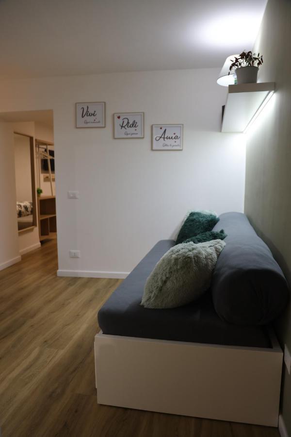 Casa Viscardi Apartment เนเปิลส์ ภายนอก รูปภาพ