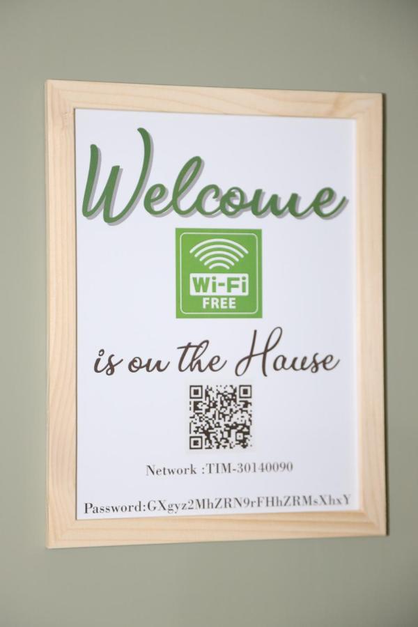 Casa Viscardi Apartment เนเปิลส์ ภายนอก รูปภาพ