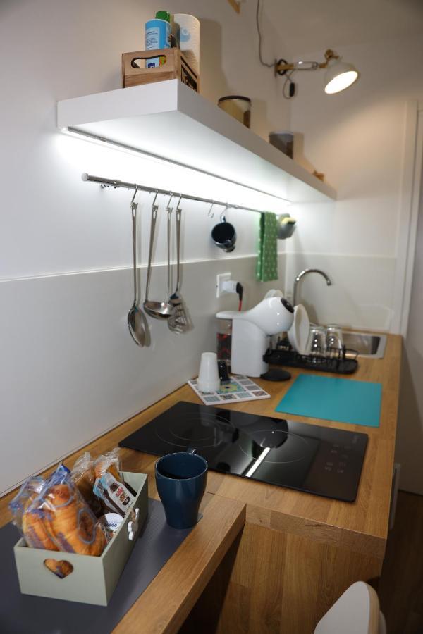 Casa Viscardi Apartment เนเปิลส์ ภายนอก รูปภาพ