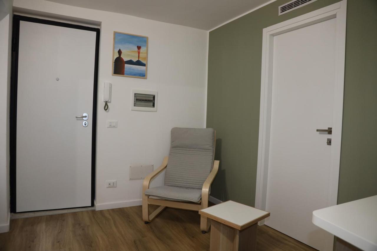 Casa Viscardi Apartment เนเปิลส์ ภายนอก รูปภาพ